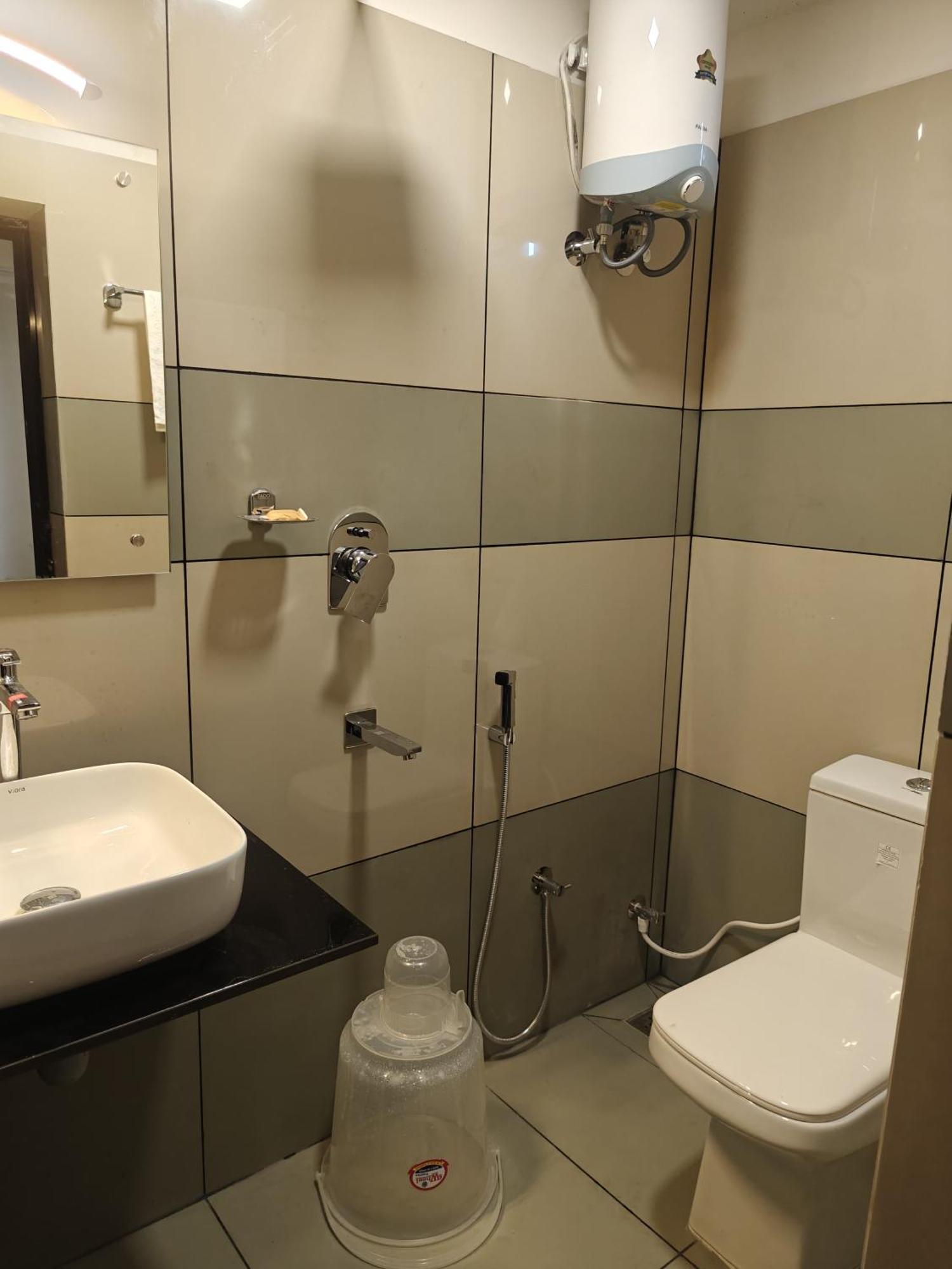 Gateway Residency Hotel Mannarakkat ภายนอก รูปภาพ